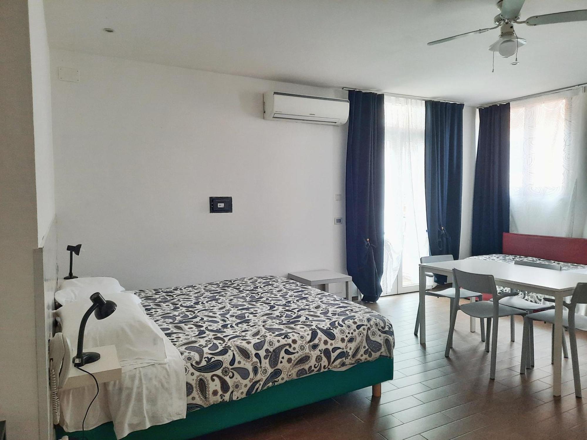 Residence Argentina R.T.A. Spotorno Zewnętrze zdjęcie