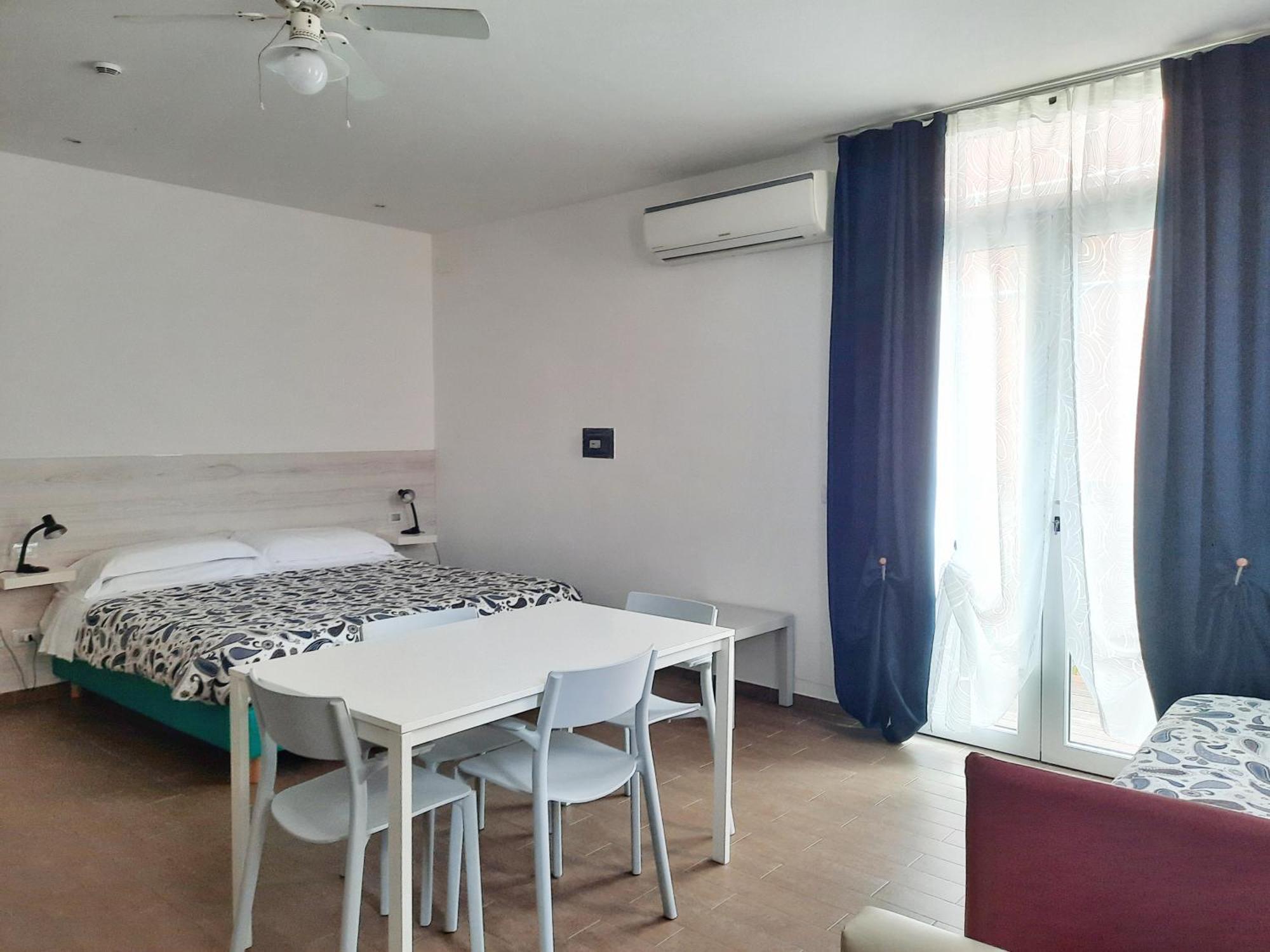 Residence Argentina R.T.A. Spotorno Zewnętrze zdjęcie